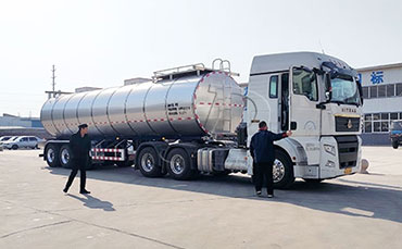 凜冬將至！鮮奶運(yùn)輸車(chē)冬季行車(chē)安全指南